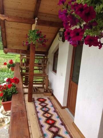 Фото номера Трехместный номер с собственной ванной комнатой Гостевой дом Cabana Carolina г. Laz 10